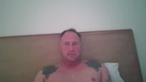 amandandhisgirl online show from September 12, 1:40 am