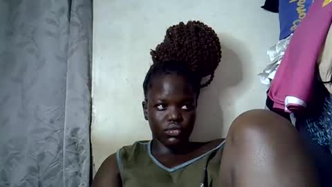 ryena and pam online show from December 18, 8:31 am