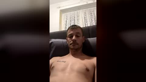 newtothis2222222 online show from August 1, 3:41 am