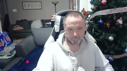 NewWorld online show from December 23, 3:00 pm