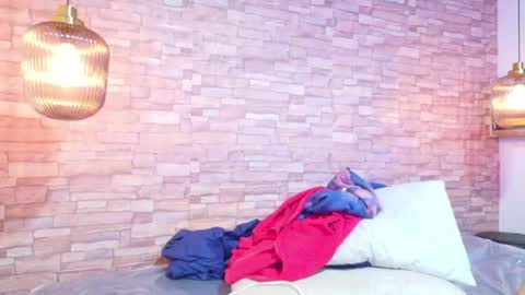 nextdoor_fantasy online show from May 21, 3:35 am