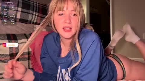 Lauren online show from February 5, 11:58 am