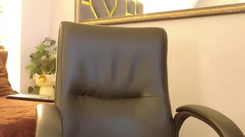 neytanmalcon online show from November 5, 9:50 pm