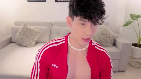   online show from February 25, 10:02 pm