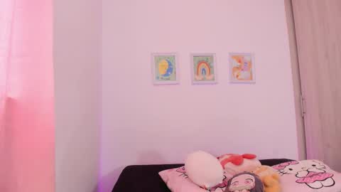  Nia  online show from February 27, 6:55 pm