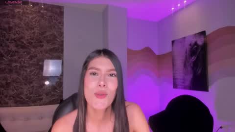 Call me Nia  online show from February 12, 5:22 am