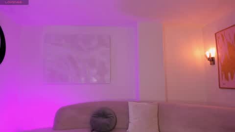 Call me Nia  online show from April 17, 10:34 pm