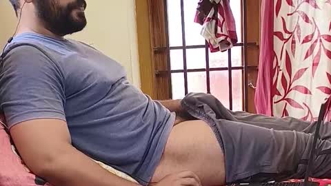 Robin online show from February 10, 9:34 am