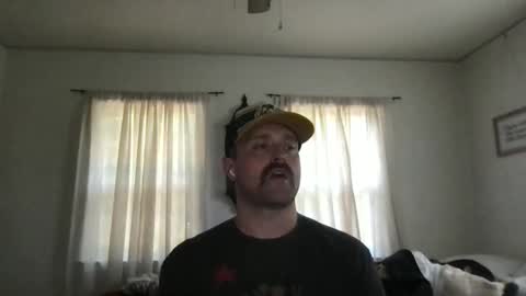 NiceButtNiceGuy online show from April 4, 11:56 pm