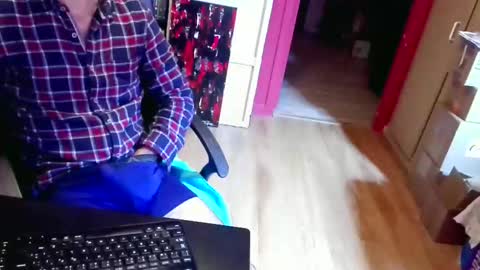 nicecck24 online show from November 19, 5:18 am