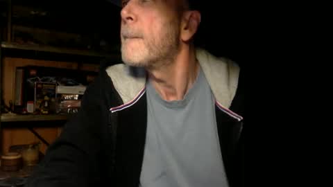 nicedickdave77 online show from May 13, 1:59 am