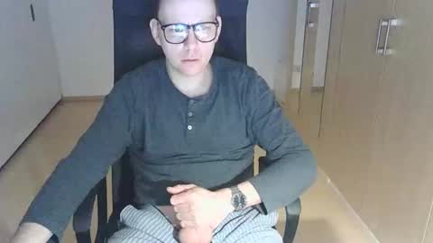 NiceGuyFlo online show from February 27, 3:29 am