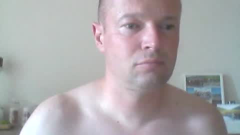 nick1990b online show from June 29, 4:39 pm