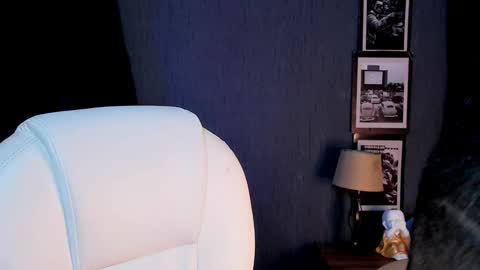 Snapshot of nick_fenix chatting on September 23, 6:29 am nick fenix online show from September 23, 6:29 am