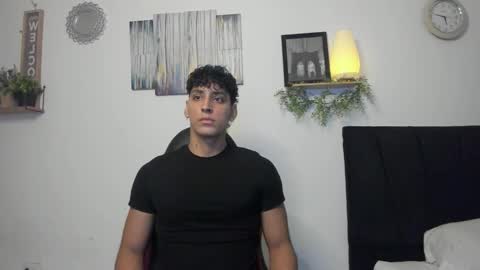 nick_nova online show from November 30, 1:29 pm