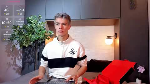 Nick  online show from October 19, 12:21 pm