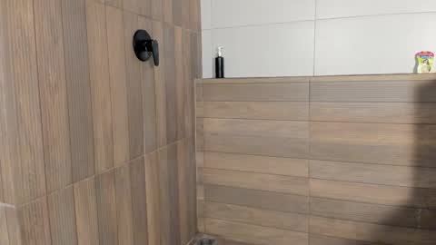 Nick  online show from March 4, 12:24 pm