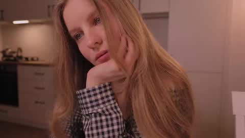 Nicka Cherie online show from March 21, 4:44 pm