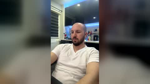 Julian online show from February 16, 1:48 am