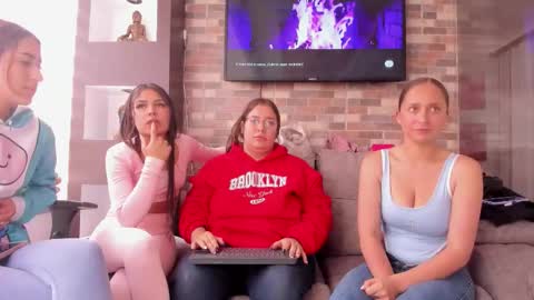 nicky_as online show from February 14, 4:10 pm