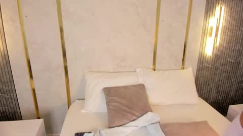 Nicky  online show from November 11, 2:36 am