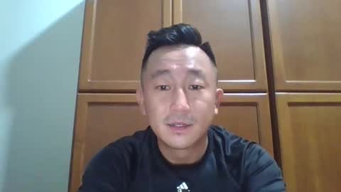 nickyang75 online show from April 12, 8:29 am