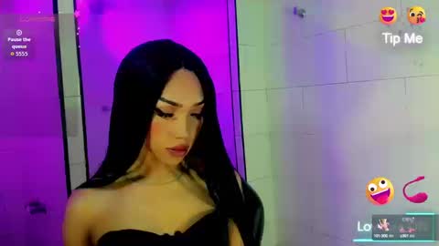 Snapshot of nickynoa chatting on September 19, 4:27 am Nicky online show from September 19, 4:27 am