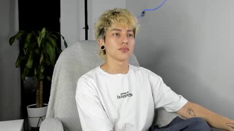 Nico  online show from September 15, 3:30 am