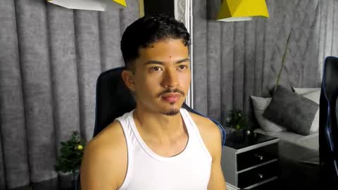 Nicolai online show from December 18, 12:44 pm