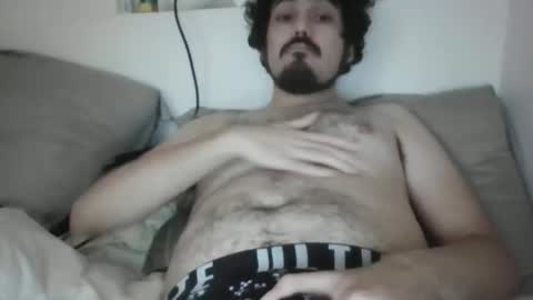 nicolas221193 online show from November 13, 12:08 pm