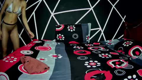 nicolas_and_alexa online show from December 17, 5:47 am