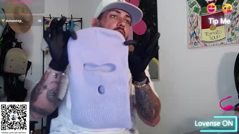 nicolas online show from March 7, 9:15 pm