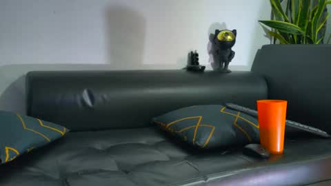 Nicolas online show from November 7, 8:22 pm