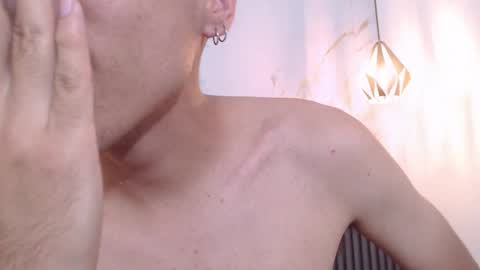 nicolasfine online show from November 21, 7:12 pm