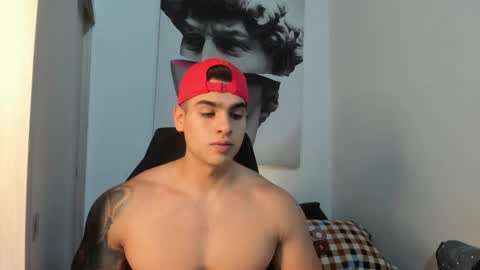 Snapshot of nicolasmuscle chatting on December 23, 2:45 am Andres online show from December 23, 2:45 am