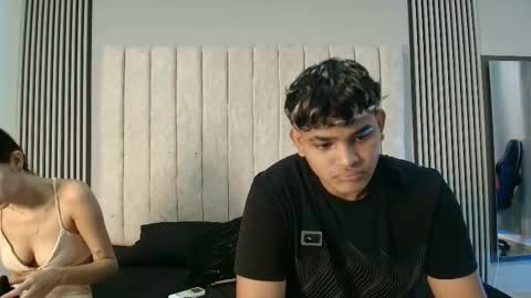 nicole_and_thiago online show from September 16, 8:23 pm