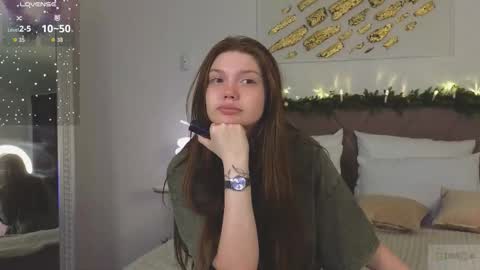 Nicole online show from January 12, 9:11 pm