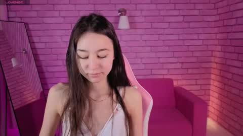 Nicole online show from March 4, 1:57 am