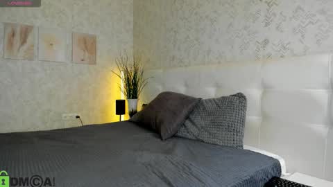 GMT7TueWedThSu 0300am-0900am. Sa 1000am-0400pm online show from October 7, 8:49 pm