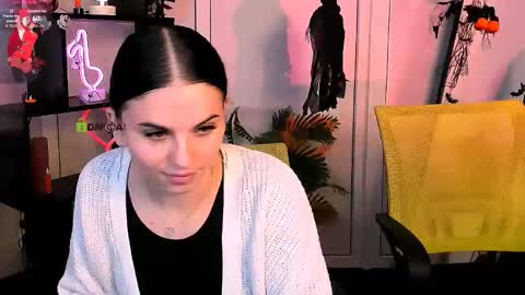 Snapshot of nicole_muah chatting on November 2, 12:05 pm nicole_muah online show from November 2, 12:05 pm