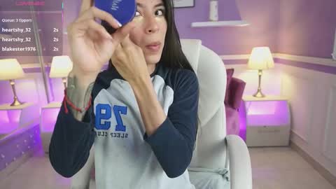 Nicole Crawft online show from October 6, 7:31 pm