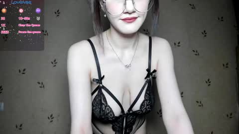 NicoleDavis online show from June 1, 7:59 pm