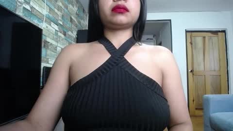 Nicole online show from October 30, 9:15 pm