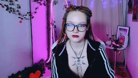 Nicole online show from February 6, 12:43 am
