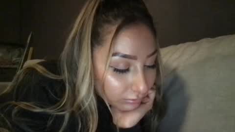 Snapshot of nicolelovesyou444 chatting on March 11, 5:46 am nicolelovesyou444 online show from March 11, 5:46 am