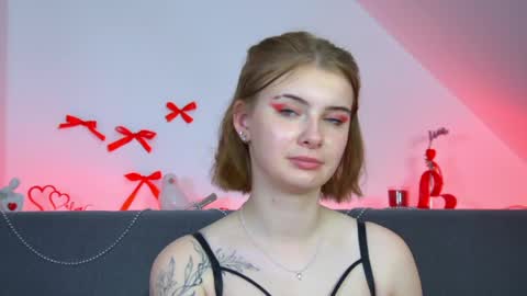 NicoleNorton online show from June 3, 2:33 pm