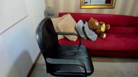 Nicolettcolin  online show from April 16, 8:09 pm