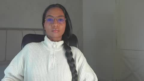 Nicol  online show from May 14, 3:59 am