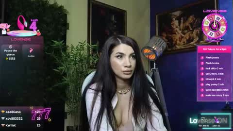 Nicolle online show from February 5, 11:14 am