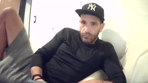 nicolove4272 online show from April 9, 5:33 am